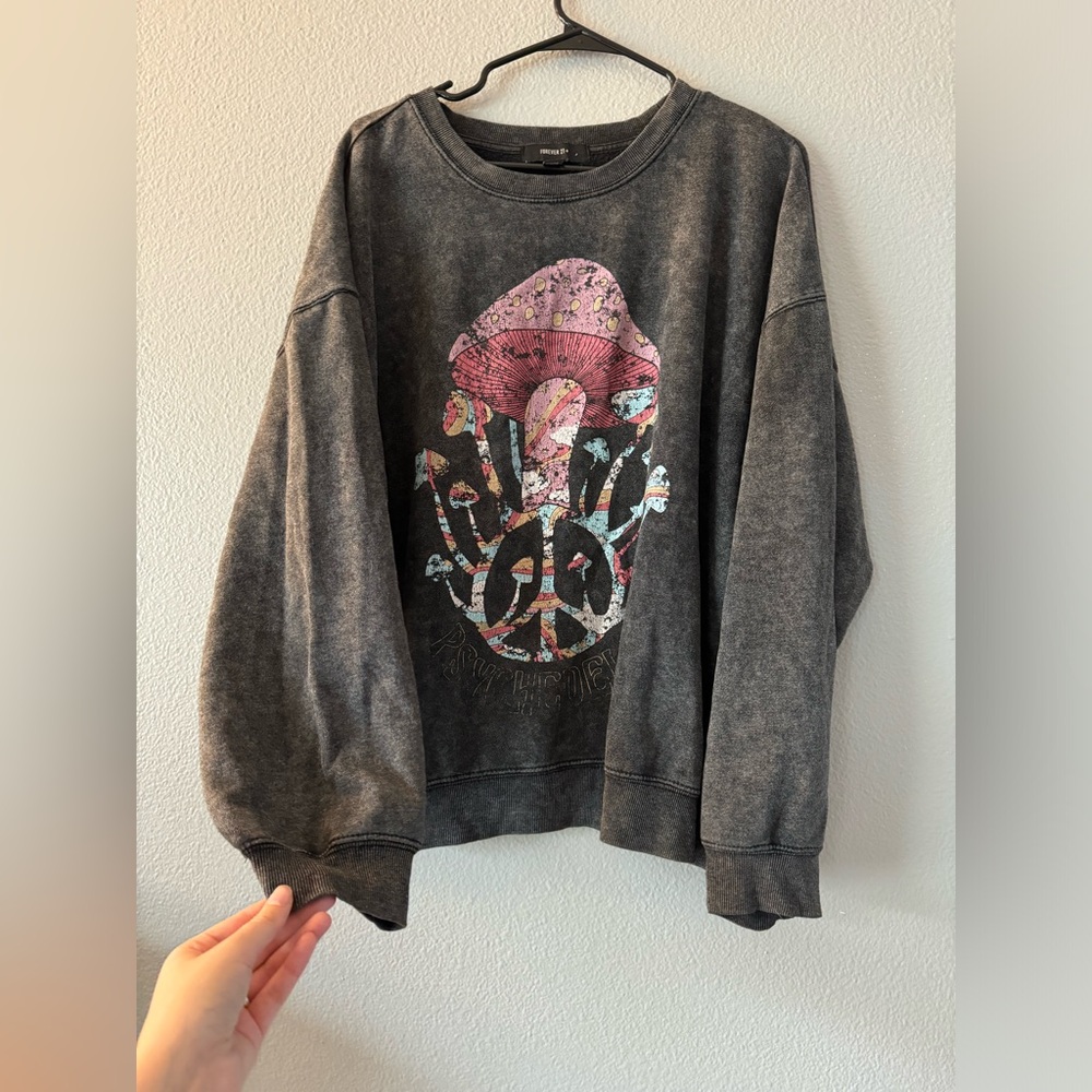 Oversize crew neck